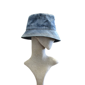 Bucket hat with pleats